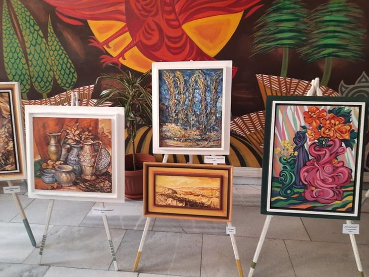 Откриха изложба с творби на Вълчо Камбуров