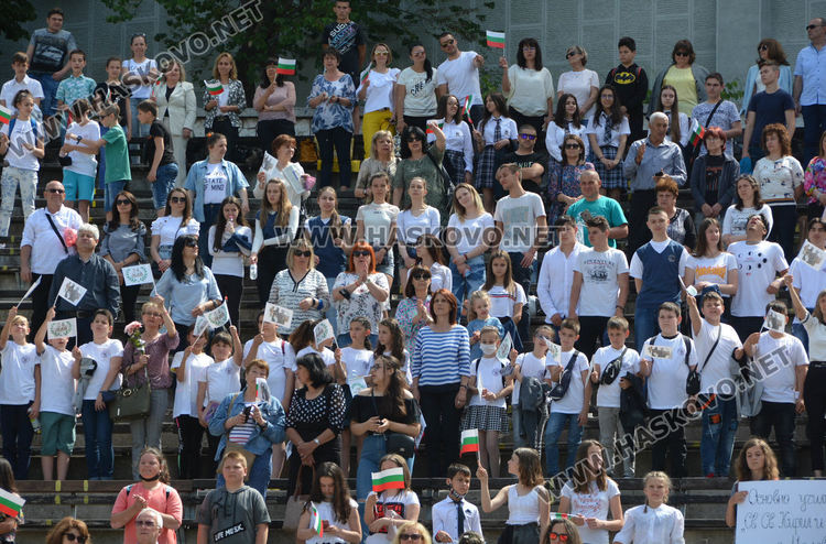 Отличиха най-добрите учители и ученици през годината на празничния 24 май