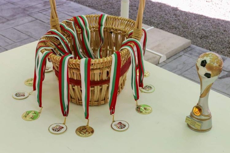 13 победи и шампионска титла за младите футболисти на ФК “Хасково”