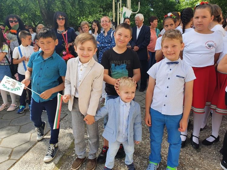 Първомай тържествено отбеляза 24 май