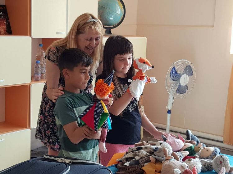 Деца се запознаха с част от "кухнята" на театъра