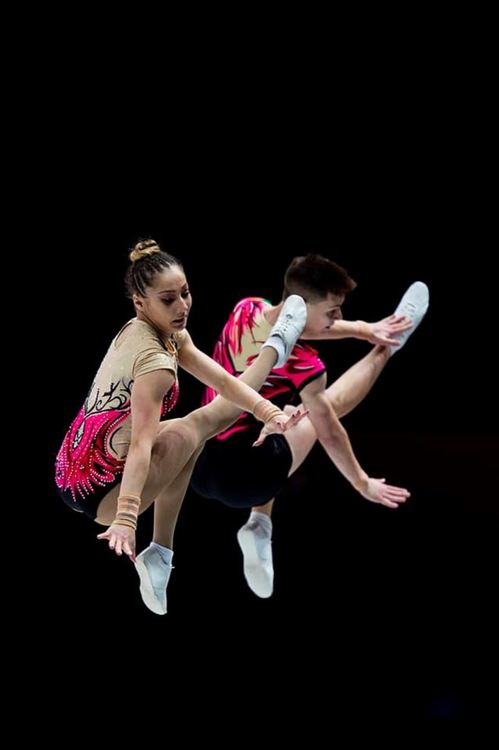 4 медала на Световното по аеробика в Баку с хасковско участие