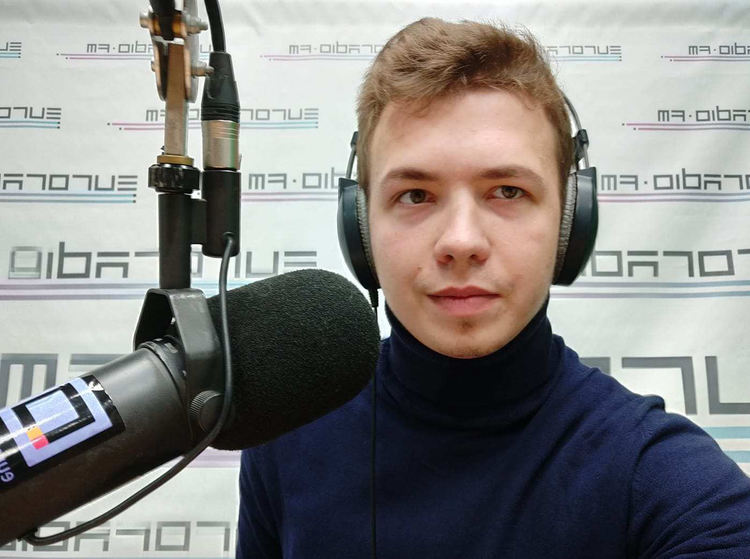 Беларуските власти потвърдиха ареста на Роман Протасевич