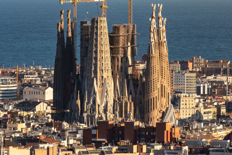 Kатедралата "Саграда фамилия" ще бъде завършена след 2026 г. 