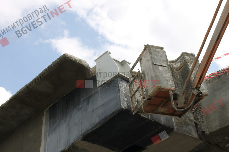 Кога се очаква автомобилният трафик да бъде пуснат по моста над р. Марица в Димитровград