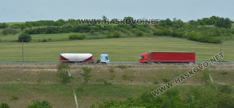 До 80 см. пропадания на пътя от свлачището до Генералово