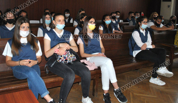 Нова паралелка „Съдебна администрация“ в Гимназията по туризъм в Хасково