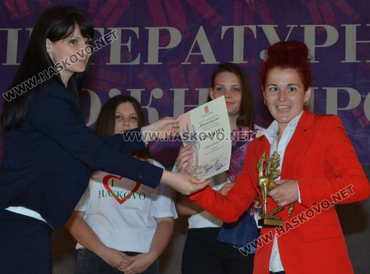 Елена Борисов /вляво/, лауреат от 2020 г.