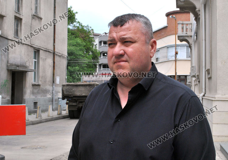 Затвориха улица „Климент“ за подмяна на водопровод