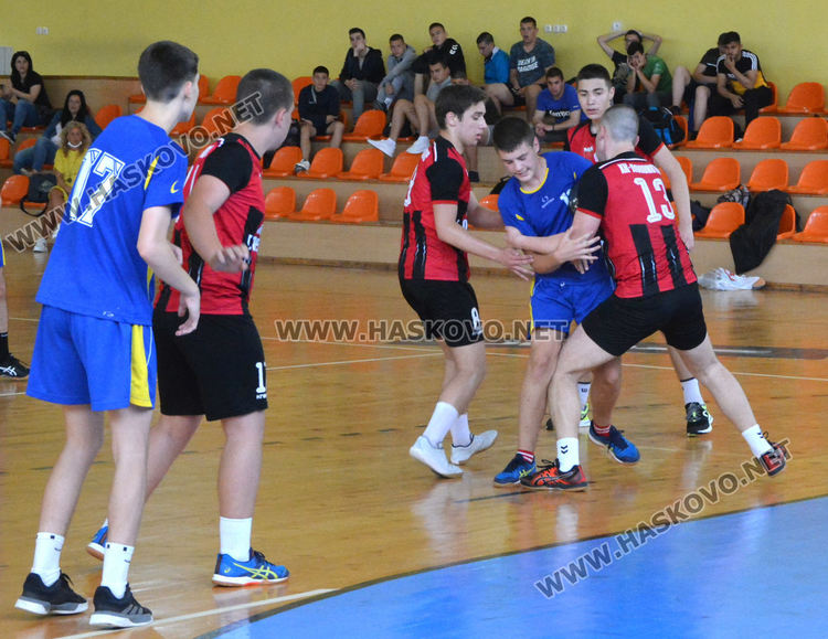 Юношите на „Асти 91“ със загуба на старта на Държавния финал от „Локомотив“