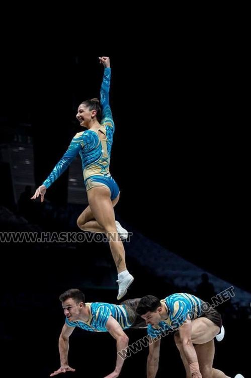 Злато за тройката на България, с Тихомир Баротев и Дарина Пашова, на световното по спортна аеробика  в Баку