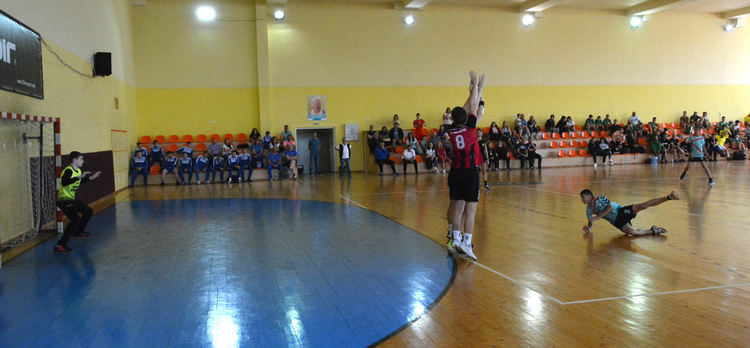 Две четвърти места за хандбалистите на Хасково