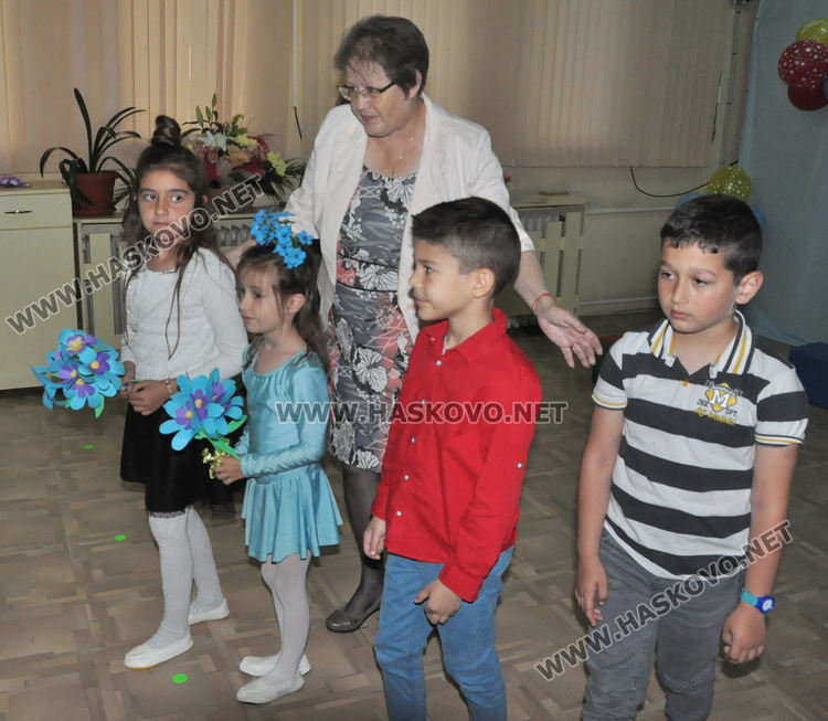 Тържествено отбелязаха 70-годишнина на детска градина „Зорница“