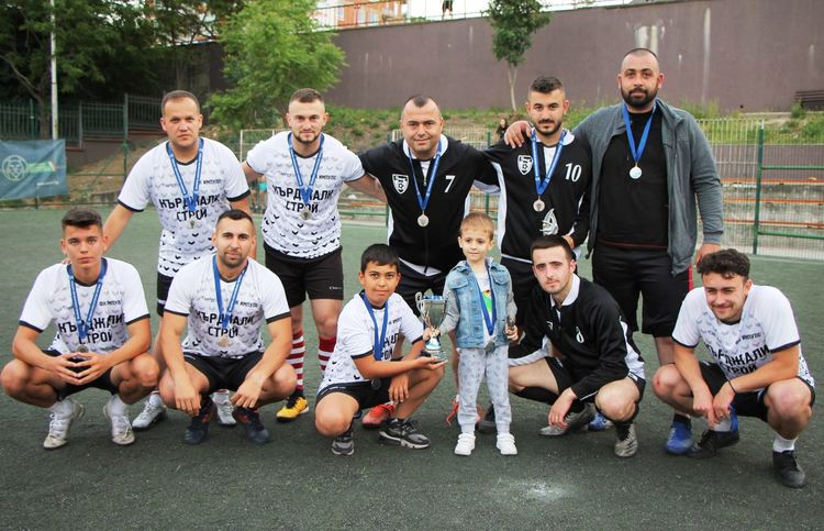 Отборът на „Импулс“  стана вицешампион на турнира по мини футбол „Купата на Лигата 2021“ в Кърджали