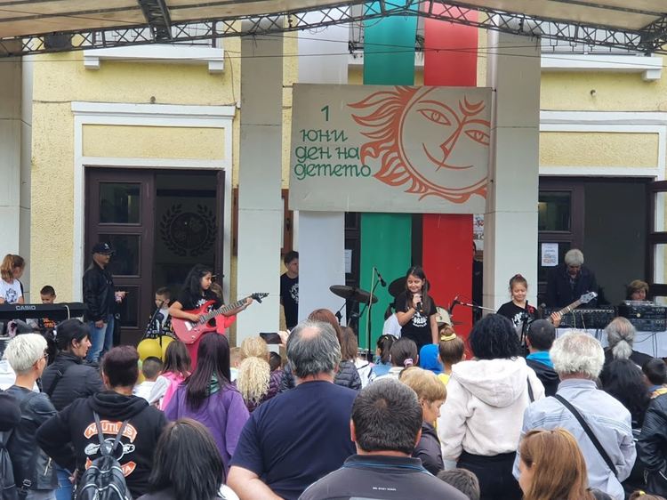 „Nautilus junior band“ излезе за пръв път пред публика