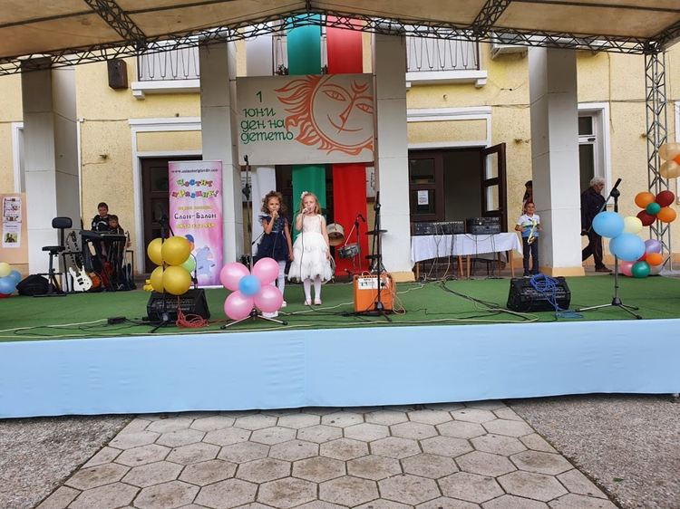 „Nautilus junior band“ излезе за пръв път пред публика