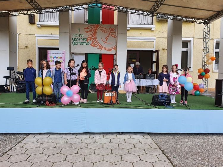 „Nautilus junior band“ излезе за пръв път пред публика