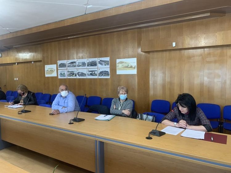 Как да се повиши интереса към ваксинирането дискутираха на работна среща в областна администрация