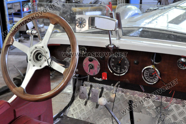 Уникален красавец от заводите на САЗ чака своята премиера