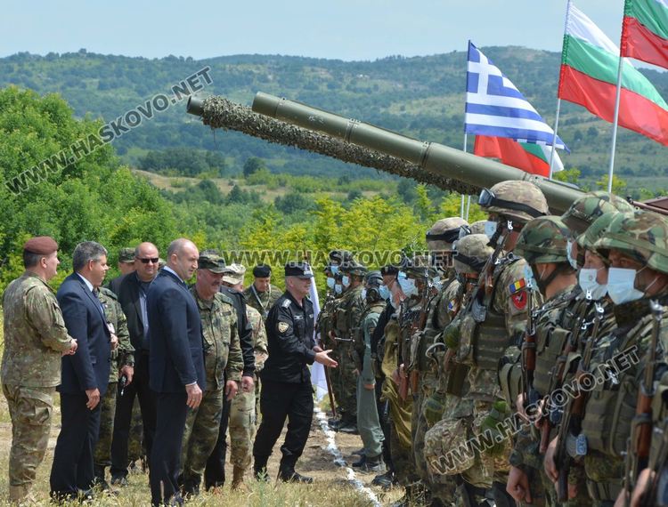 Президентът Радев разкритикува прокуратурата за българите със санкции от САЩ