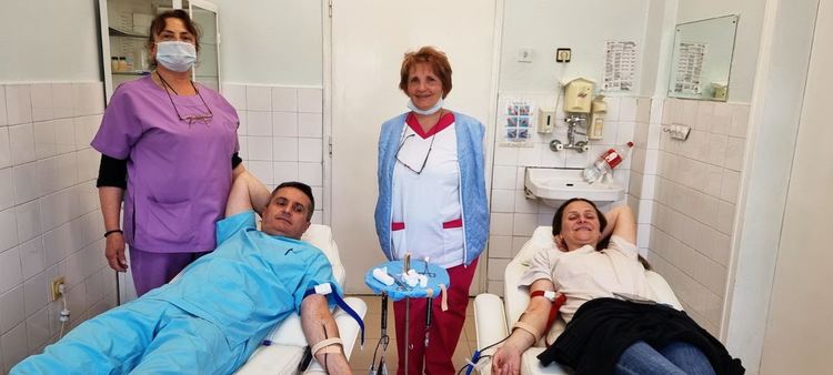 Смолянчани дариха кръв и пари на бременна млада жена