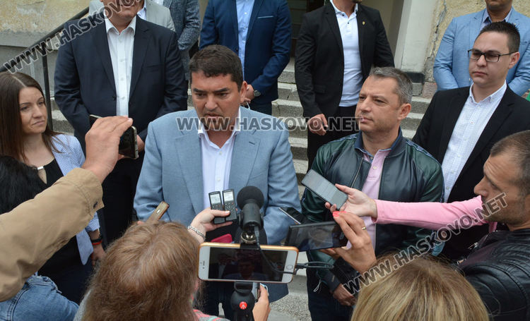  ГЕРБ заложи на младите за изборите в Хасково:регистрира листа с тик токър