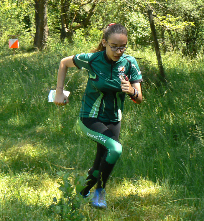 &bdquo;Компас&ldquo; с отборни купи за второ и трето място от състезания по ориентиране