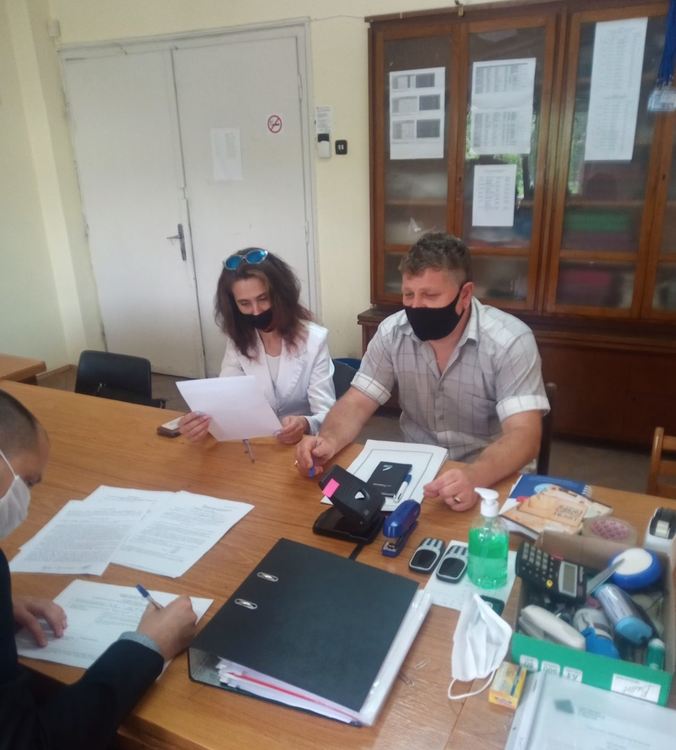 "Изправи се! Мутри вън!" регистрира пълна листа в Кърджали