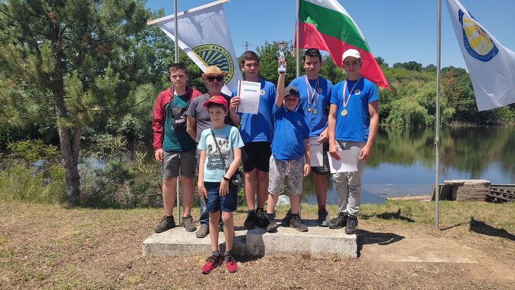 Куп медали за димитровградските деца от Националните ученически състезания по корабомоделизъм