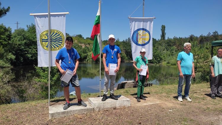 Куп медали за димитровградските деца от Националните ученически състезания по корабомоделизъм