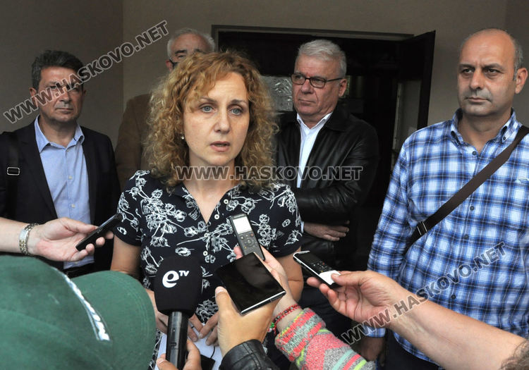 Катя Панева отново води листата на "Демократична България-Обединение" в Хасково