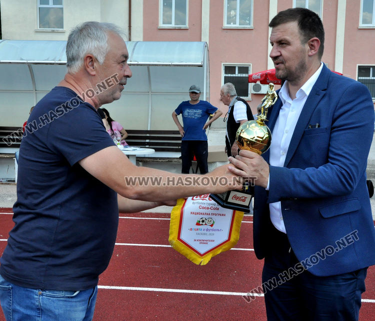 ФК „Харманли 04“ спечели купата в турнира „Децата и футболът“ 