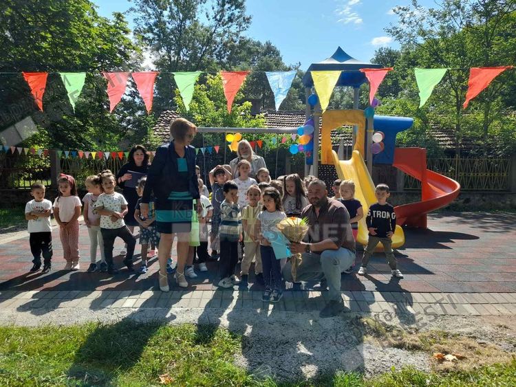 Още една модерна детска площадка като дарение в детска градина „Вяра, Надежда и Любов”