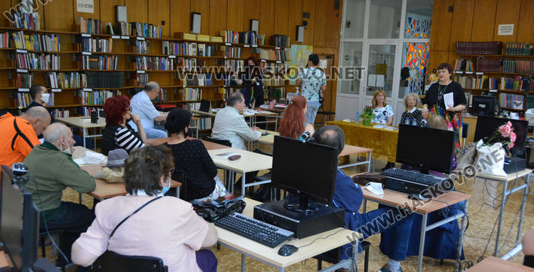 Неда Антонова представи романа си за Паисий