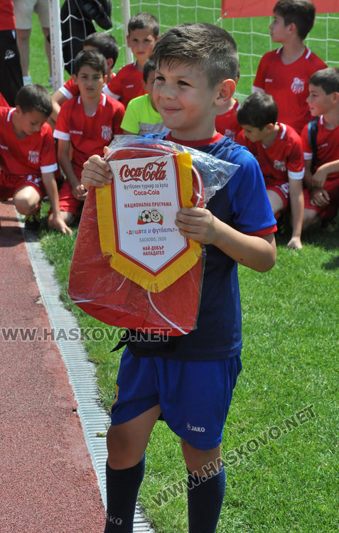 ФК „Харманли 04“ спечели купата в турнира „Децата и футболът“ 