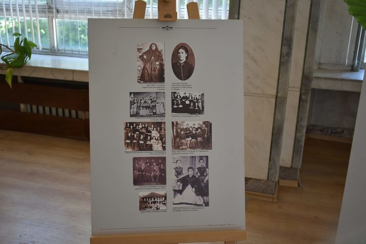 Изложба в Асеновград разкри българското образование в миналото (снимки)