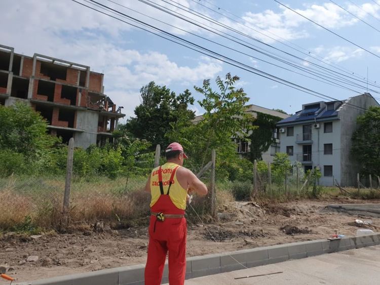 6 нови места за паркиране ще има на ул. „Братя Миладинови“ – юг