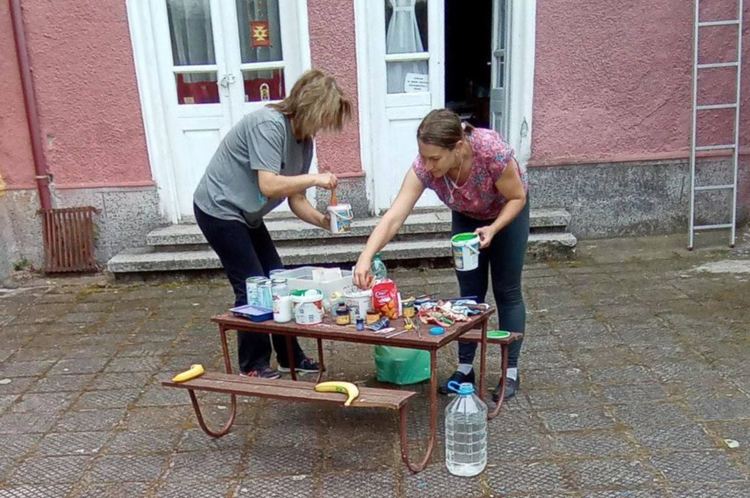 В Брягово  има красива лятна читалня за деца