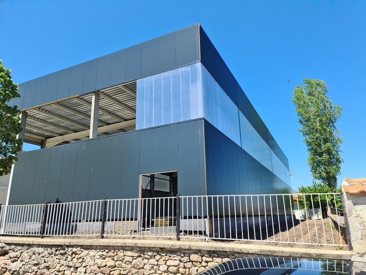 Ремонтните дейности на щанги залата в Асеновград и на тази в село Тополово са почти на финала