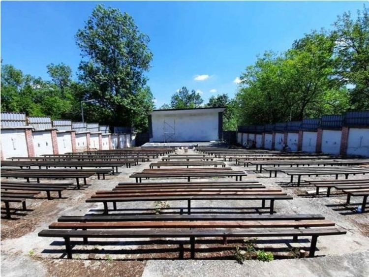 Лятното кино в Перник отваря обновено след 7 години прекъсване