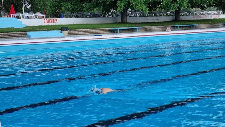Плувният сезон на Градския плаж в Асеновград е открит 