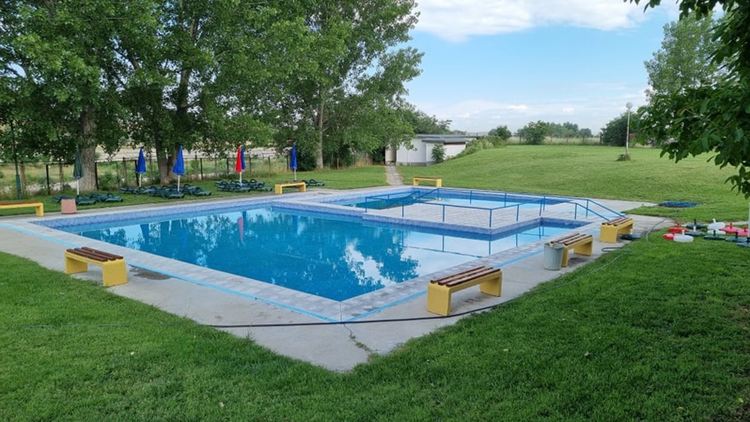 Плувният сезон на Градския плаж в Асеновград е открит 