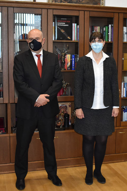 Не подлежи на дискусия. Кьовеши поиска България бързо да номинира още 6 делегирани прокурори