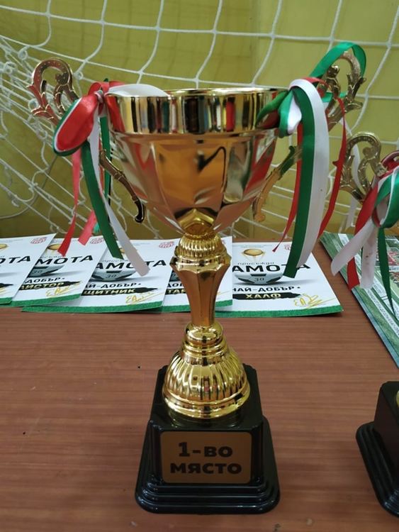 ОУ „Климент Охридски“ с купа от ученическата Шампионска лига по футбол 