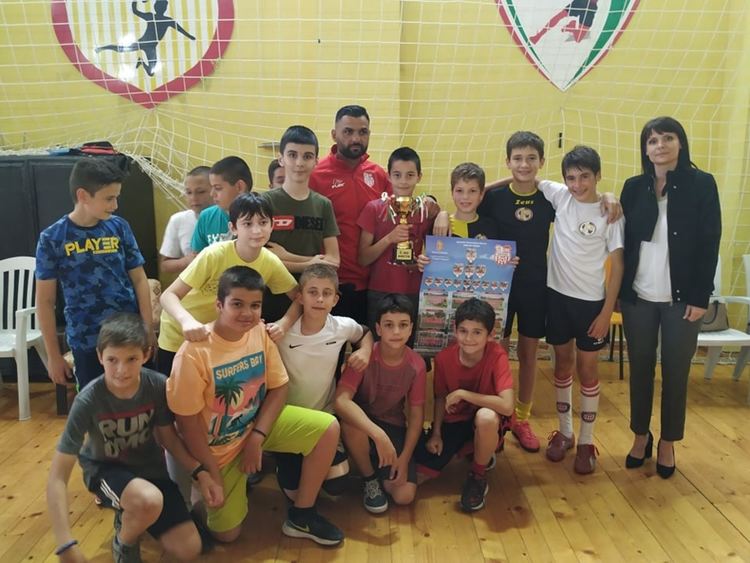 ОУ „Климент Охридски“ с купа от ученическата Шампионска лига по футбол 