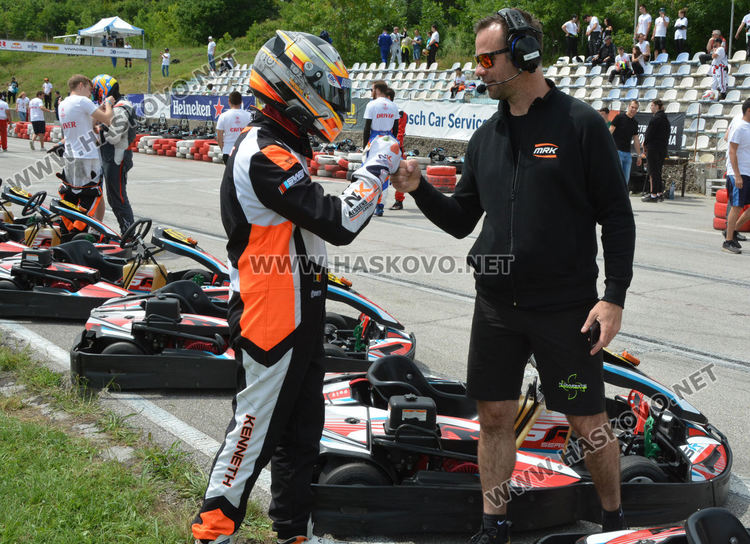 Стартира 24-часово състезание на картинг пистата в Хасково с участие на звезди