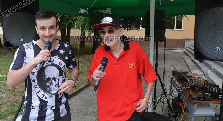 Среща на поколенията в Езиковата гимназия в Хасково