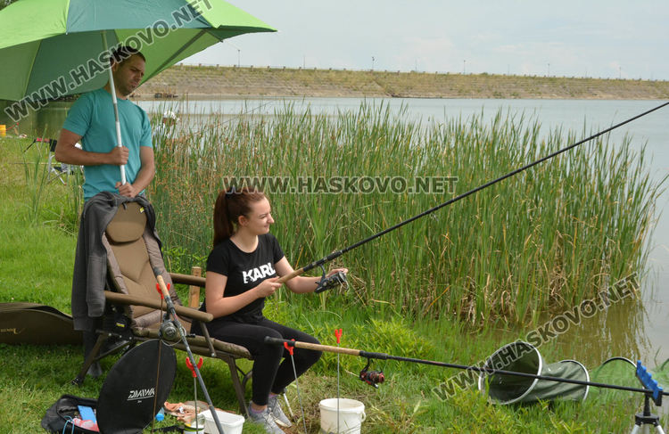 Димитър Донев с най-голяма риба на турнира на яз. „Черногорово“