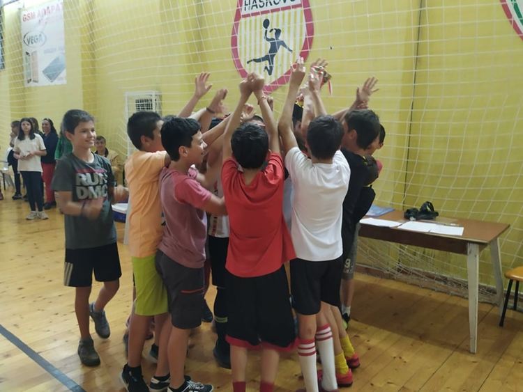 ОУ „Климент Охридски“ с купа от ученическата Шампионска лига по футбол 