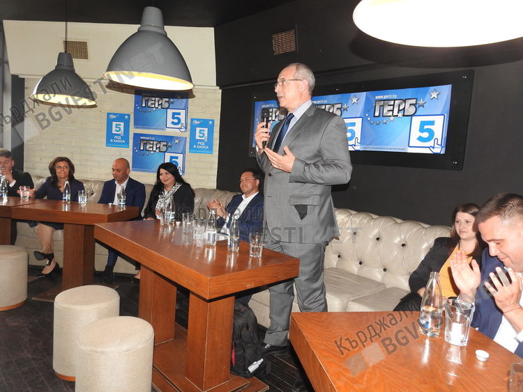 Антон Тодоров